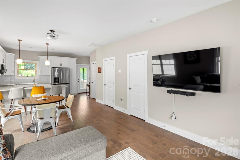 52 Wheeler Rd, Weaverville, NC 28787