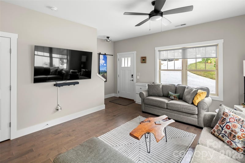 52 Wheeler Rd, Weaverville, NC 28787