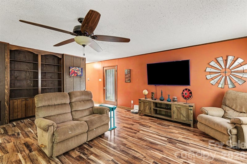 152 Shadywood Ln, Statesville, NC 28677