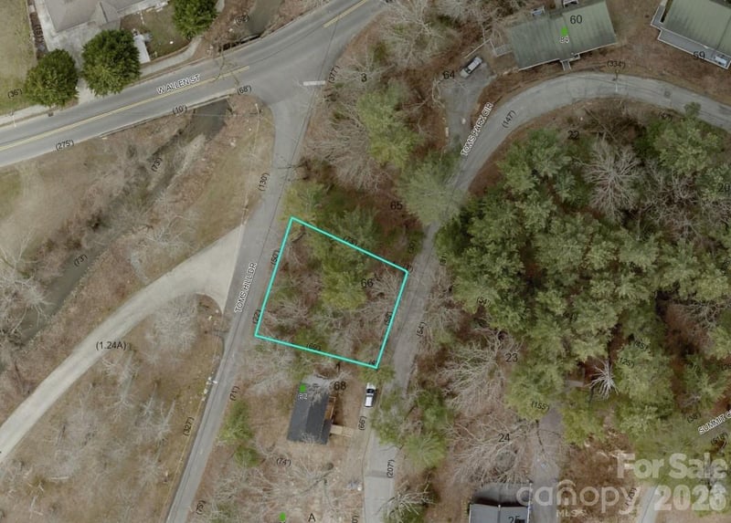 000 Toms Park Cir #66, Hendersonville, NC 28792