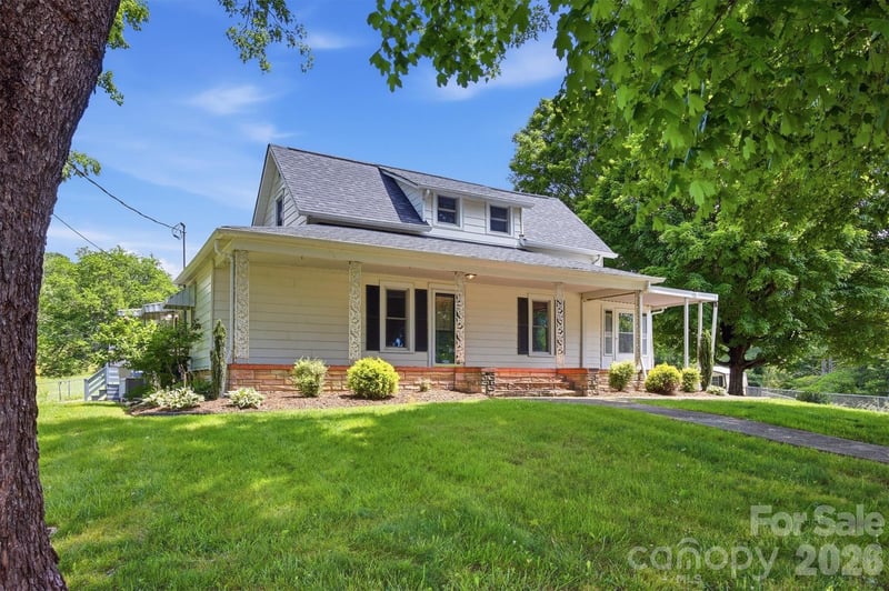 109 Kincaid Hill Dr, Lenoir, NC 28645