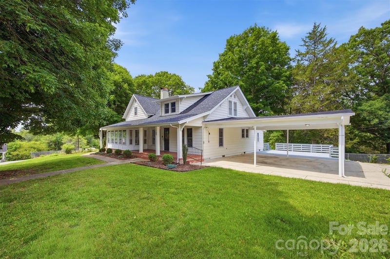 109 Kincaid Hill Dr, Lenoir, NC 28645
