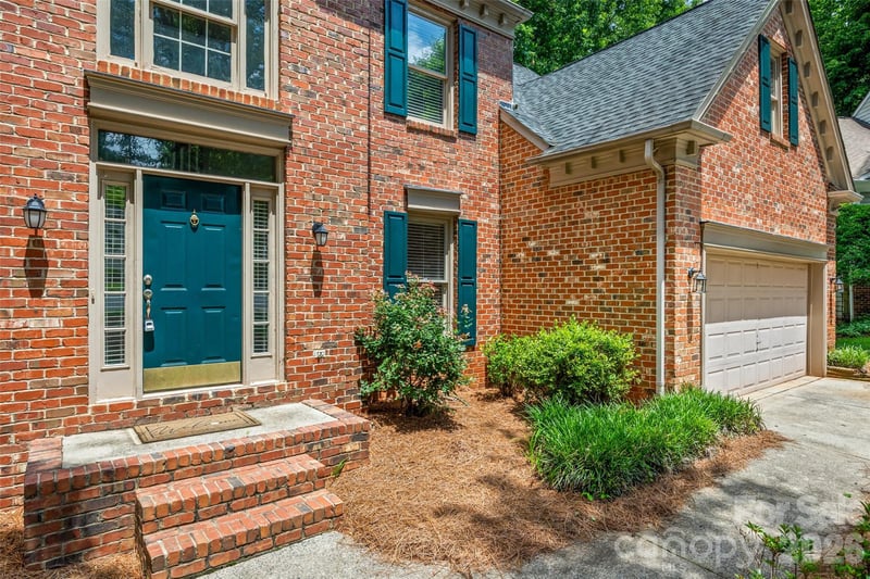 4926 Benthaven Ln, Charlotte, NC 28269