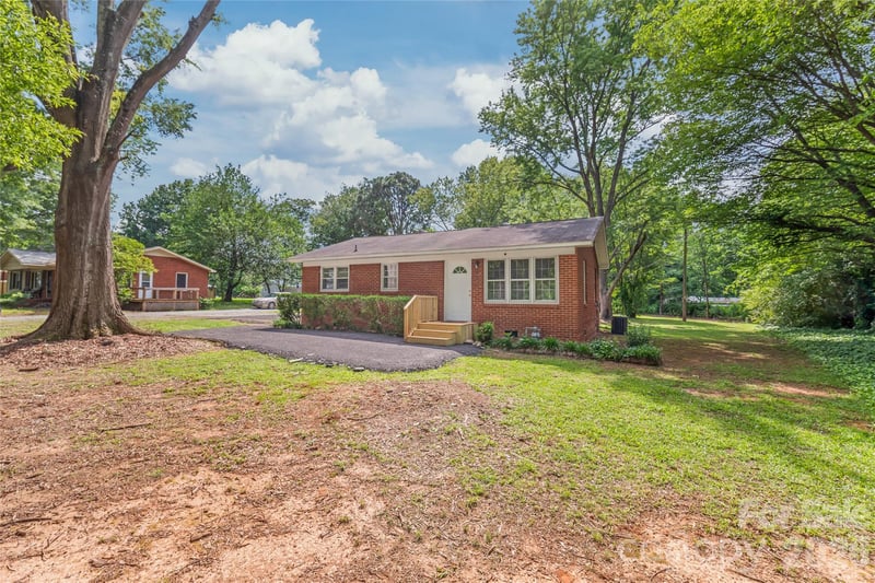 607 Rocky River Rd, Monroe, NC 28110