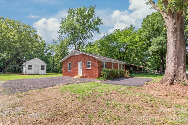607 Rocky River Rd, Monroe, NC 28110