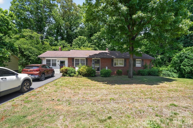 2291 19th Ave, Hickory, NC 28601