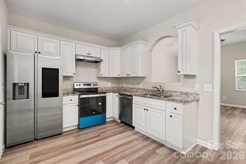 635 Johns Ln, Gastonia, NC 28052