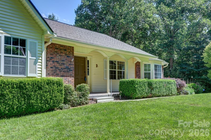 31 Surrey Rn, Asheville, NC 28803