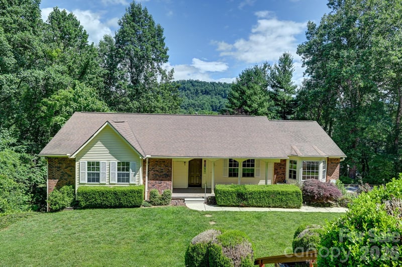 31 Surrey Rn, Asheville, NC 28803