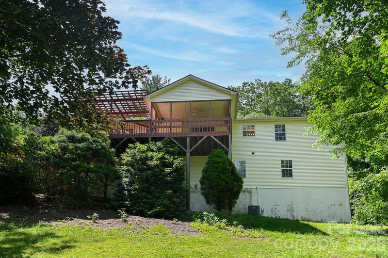 31 Surrey Rn, Asheville, NC 28803