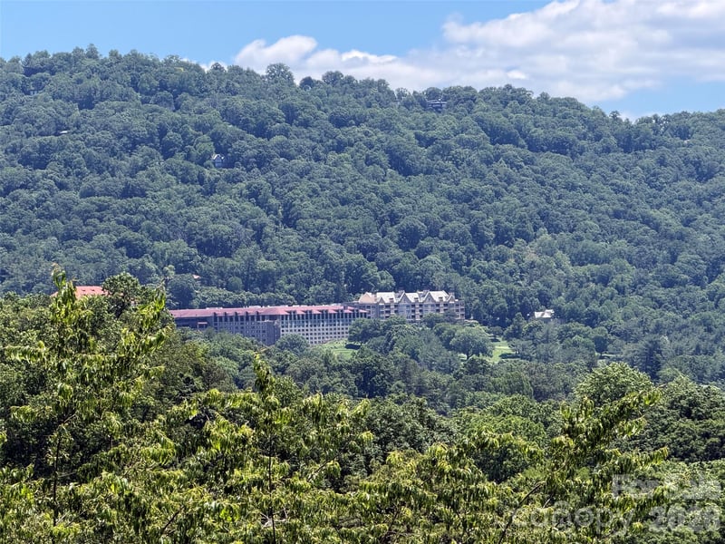 38 Lookout Rd, Asheville, NC 28804