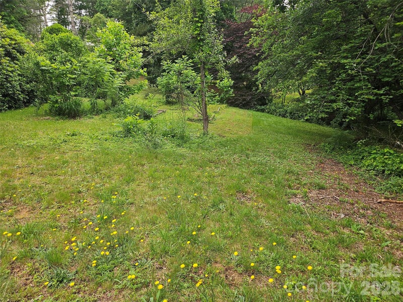 610 Emmas Grove Rd, Fletcher, NC 28732