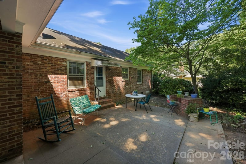 401 White Oaks Dr, Salisbury, NC 28147