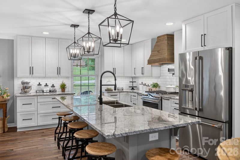 301 Pinecroft Ln, Spencer, NC 28159