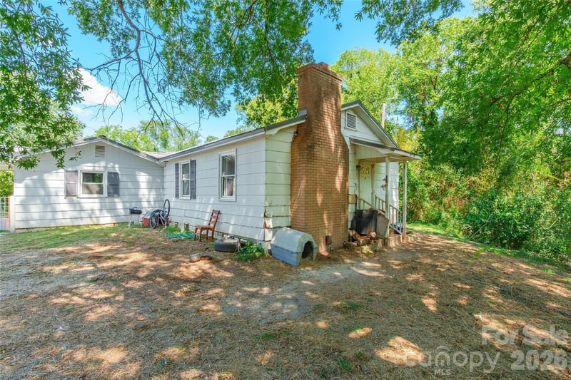 106 Deaver St, Chester, SC 29706