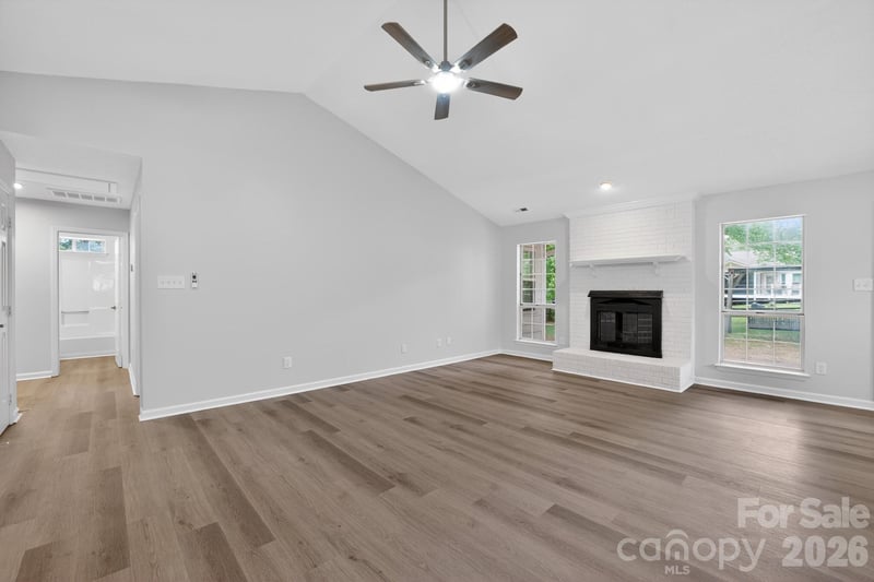 1545 Bear Mountain Rd, Charlotte, NC 28214