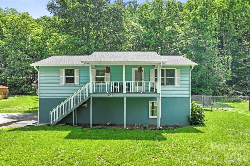 763 Bee Tree Rd, Swannanoa, NC 28778