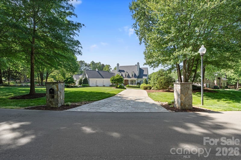 19300 Mary Ardrey Cir, Cornelius, NC 28031