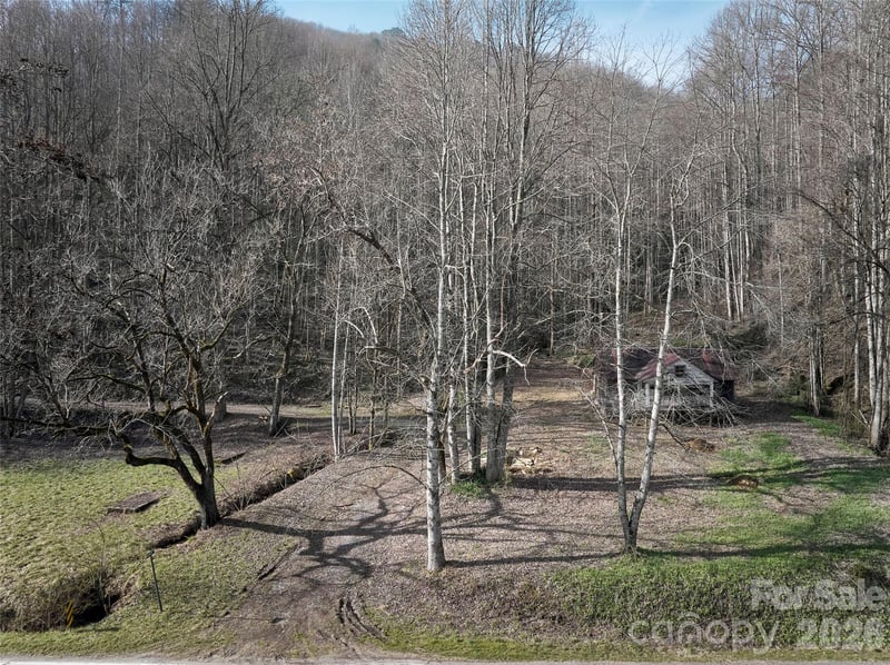 14225 Hwy 19 W Hw, Bryson City, NC 28713