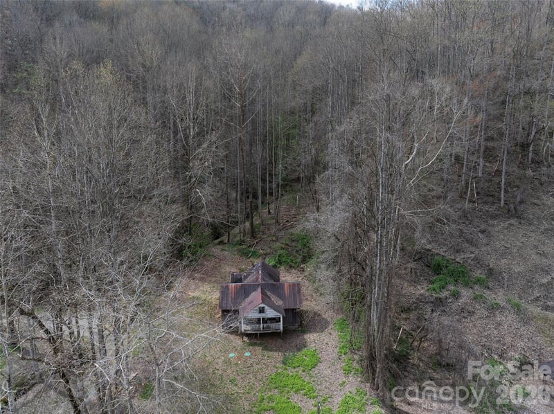 14225 Hwy 19 W Hw, Bryson City, NC 28713