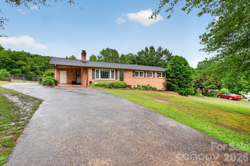 1172 Rainbow Cir, Catawba, SC 29704