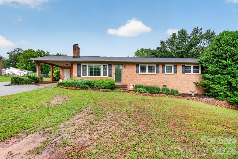 1172 Rainbow Cir, Catawba, SC 29704