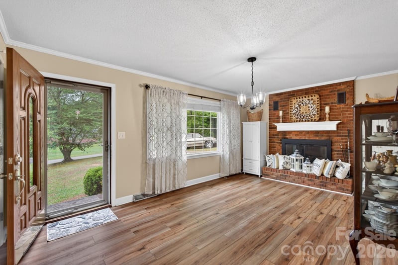 1172 Rainbow Cir, Catawba, SC 29704