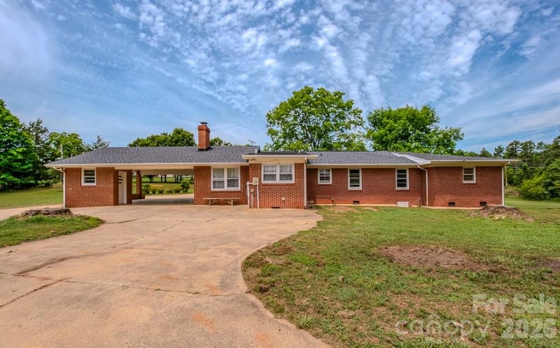 1241 County Line Rd, Rutherfordton, NC 28139
