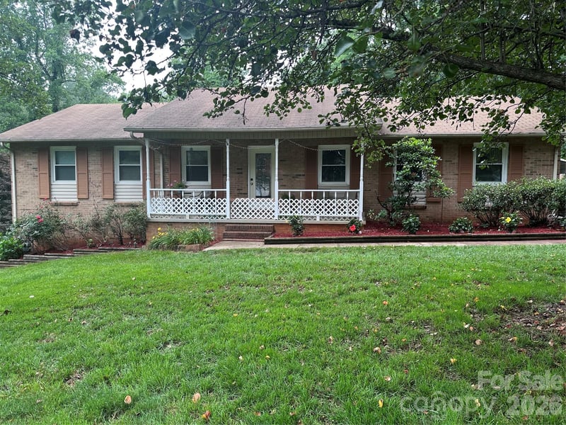523 Boxwood St, Hudson, NC 38638