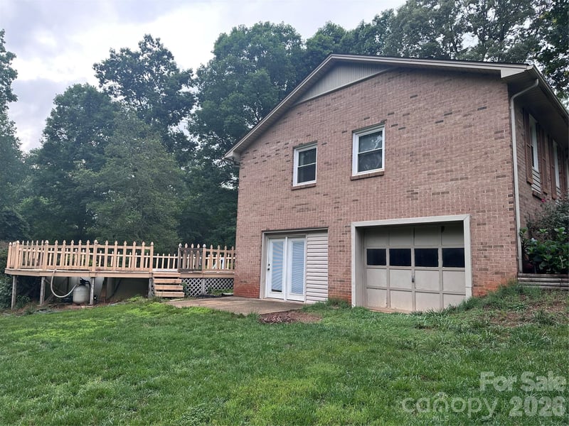 523 Boxwood St, Hudson, NC 38638