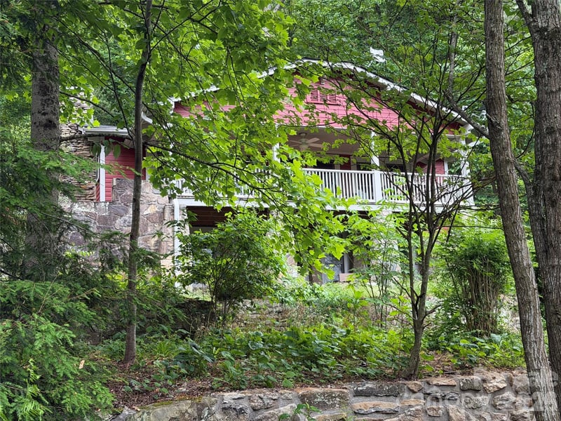 206 Chestnut Hill Rd, Gerton, NC 28735