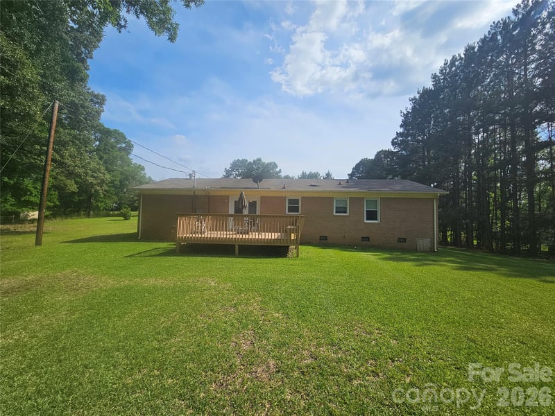2078 Knight Rd, Lancaster, SC 29720