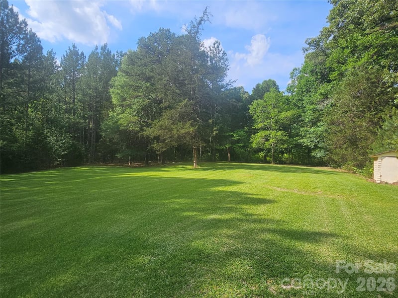 2078 Knight Rd, Lancaster, SC 29720
