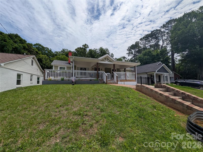 261 Broad Dr, Concord, NC 28025