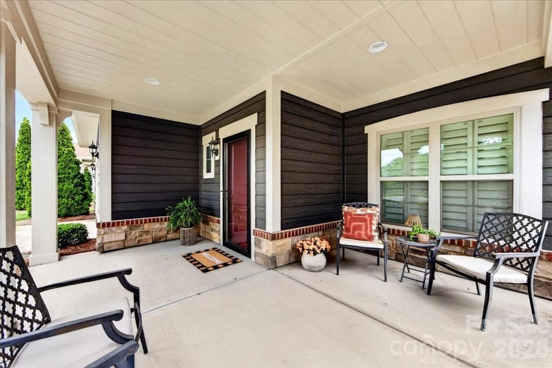 1012 Avalon Pl, Matthews, NC 28104