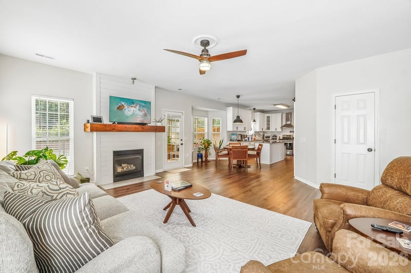 12900 Mccahan Ln, Huntersville, NC 28078