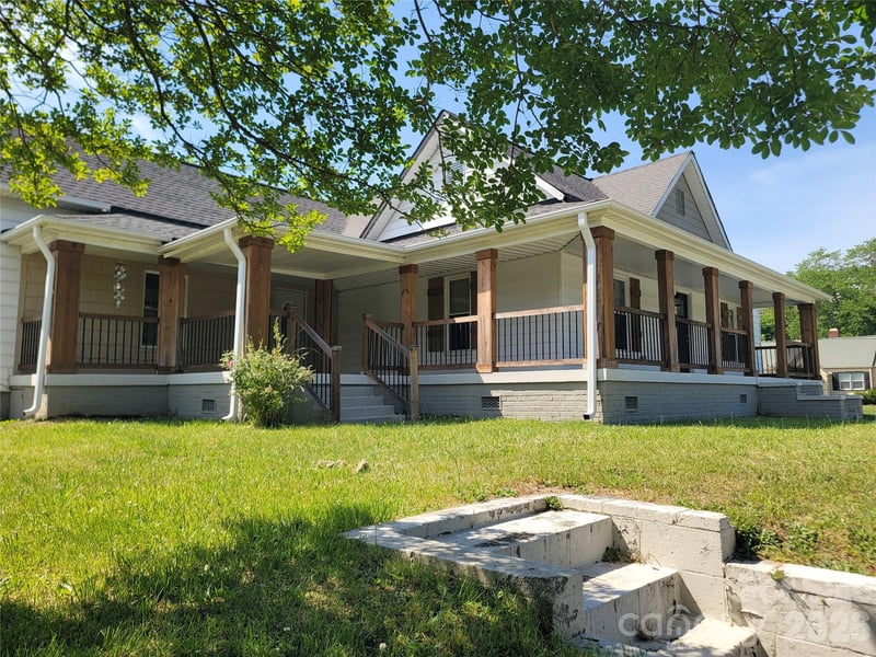 409 12th St, Bessemer City, NC 28016
