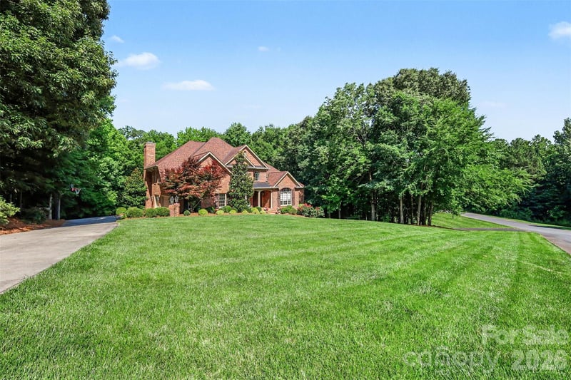 1706 Brookshaw Rn, Fort Mill, SC 29715
