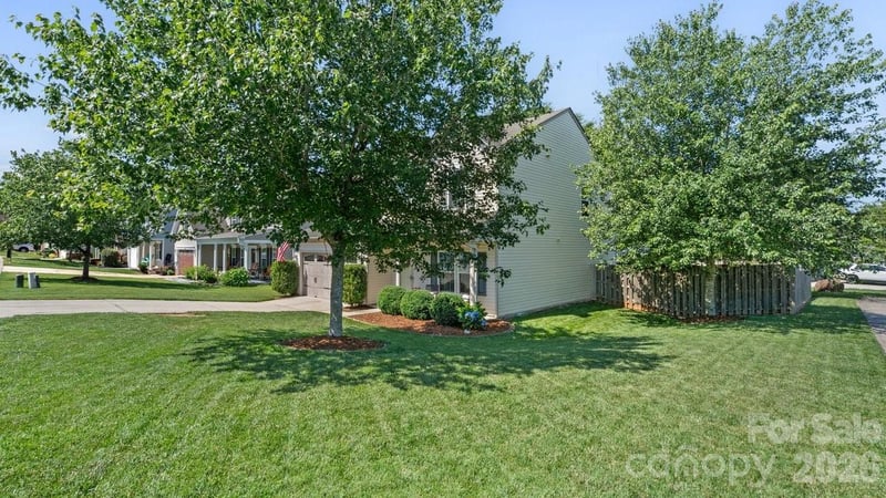 208 Glenn Allen Rd, Mooresville, NC 28115