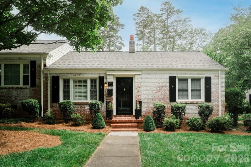 1972 Lynnwood Dr, Charlotte, NC 28209