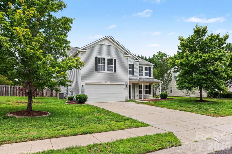 3800 Shasta Cir, Clover, SC 29710