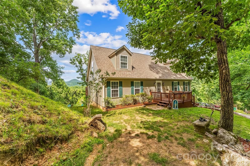 70 Heslar Way, Marshall, NC 28753