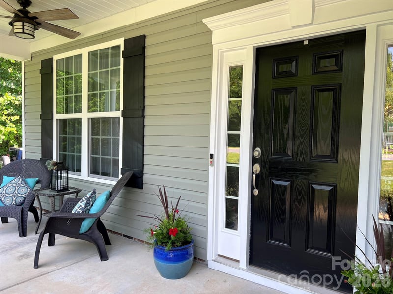 1106 Brookdale Ln, Stanley, NC 28164
