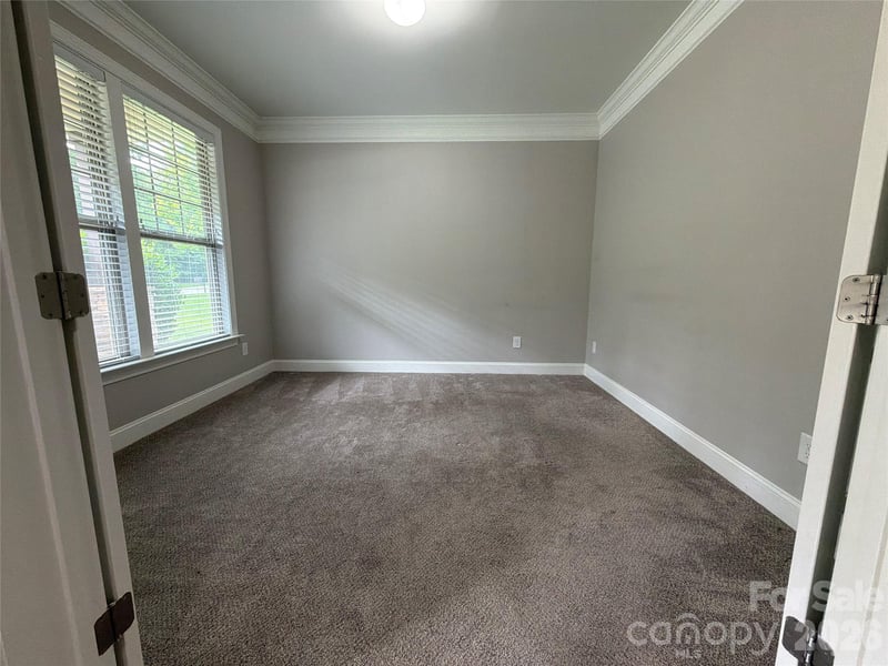 6013 Hyde Park Dr, Indian Trail, NC 28079
