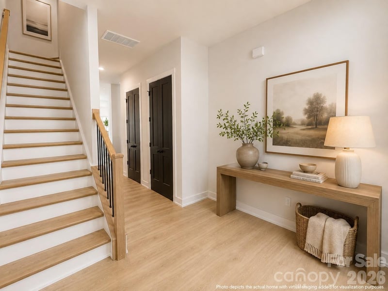 3922 Sarah Dr, Charlotte, NC 28217