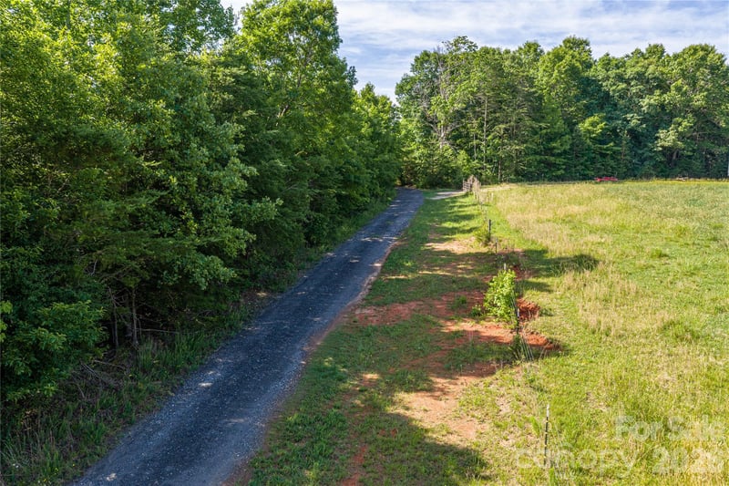 Goins Farm Rd, Bessemer City, NC 28016