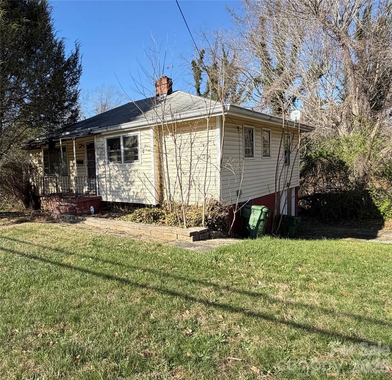 323 Pearson Dr, Asheville, NC 28801