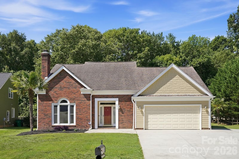 9912 Park Springs Ct, Charlotte, NC 28210