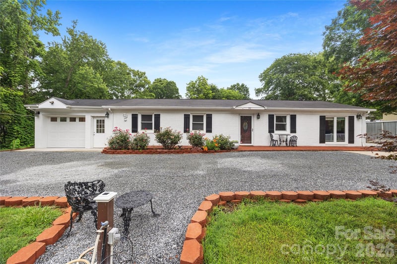 342 West Ave, Troutman, NC 28166