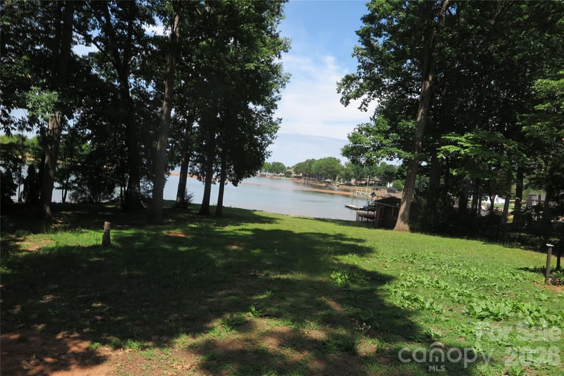 2844 Morris Ln, Denver, NC 28037